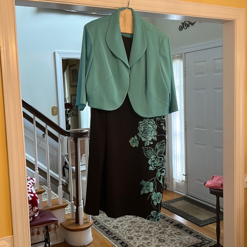 A lovely aqua and black Spring jacket dress for the plus sized woman.